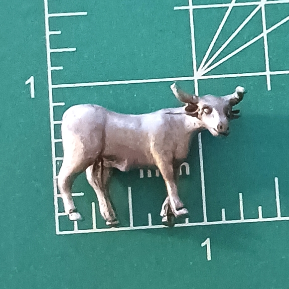 Pewter Oxen Miniature 1 Inch - Picture 4 of 5
